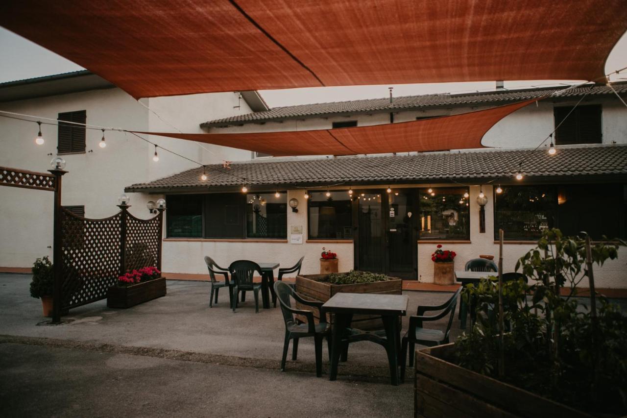 Hotel La Scottiglia E Ristorante Seggiano Exteriör bild