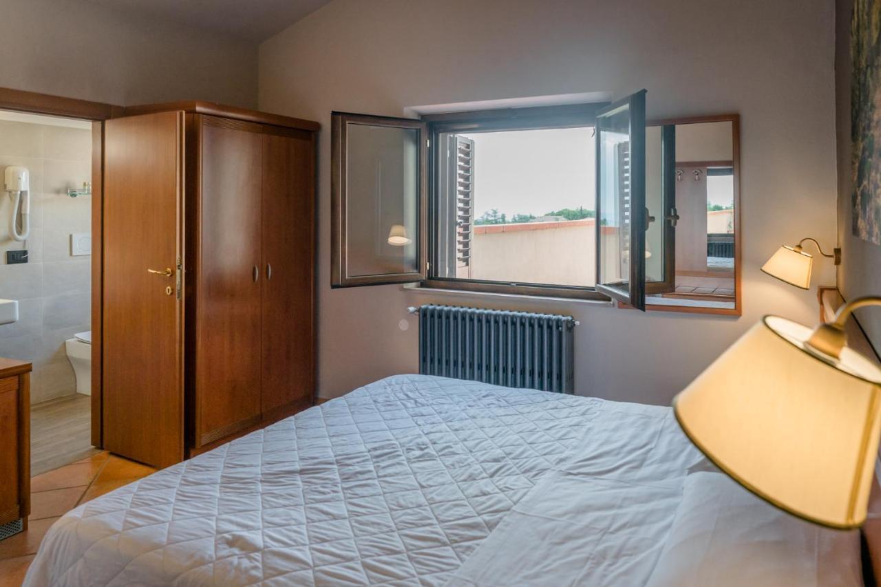 Hotel La Scottiglia E Ristorante Seggiano Exteriör bild