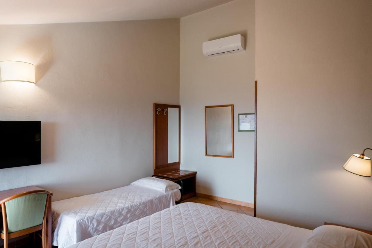 Hotel La Scottiglia E Ristorante Seggiano Exteriör bild
