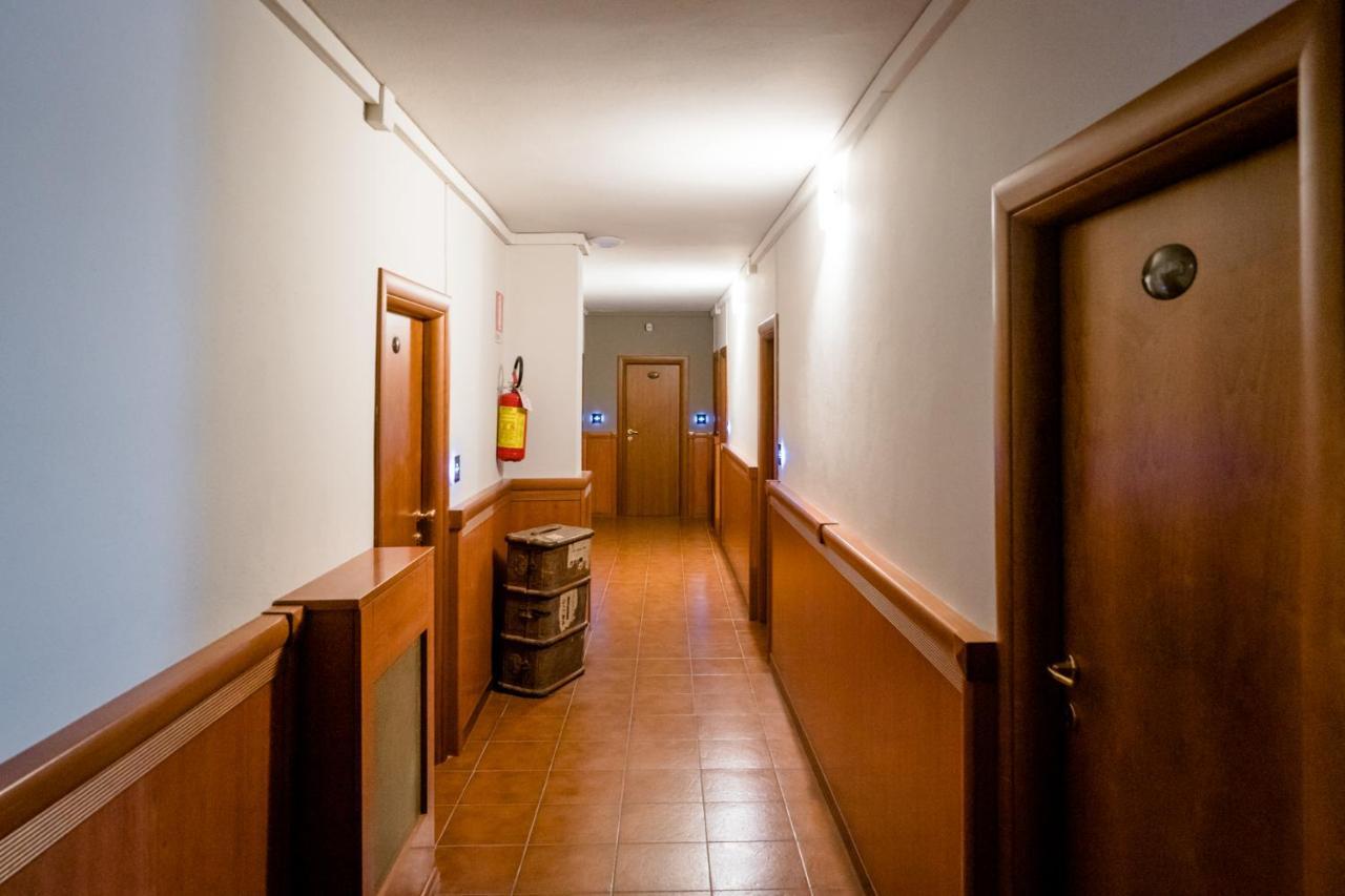Hotel La Scottiglia E Ristorante Seggiano Exteriör bild